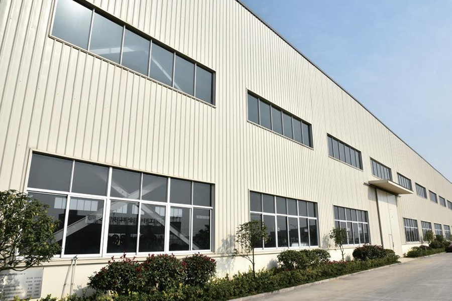 Fabriek buiten